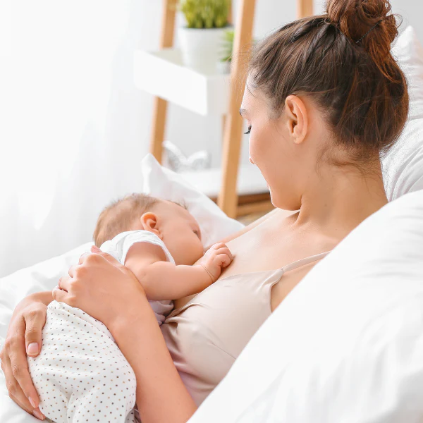 Trys dažniausi žindymo mitai breastfeeding 1